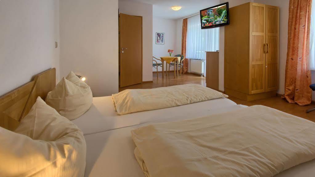 Thermen Appartements Gabriela Bad Krozingen Bagian luar foto